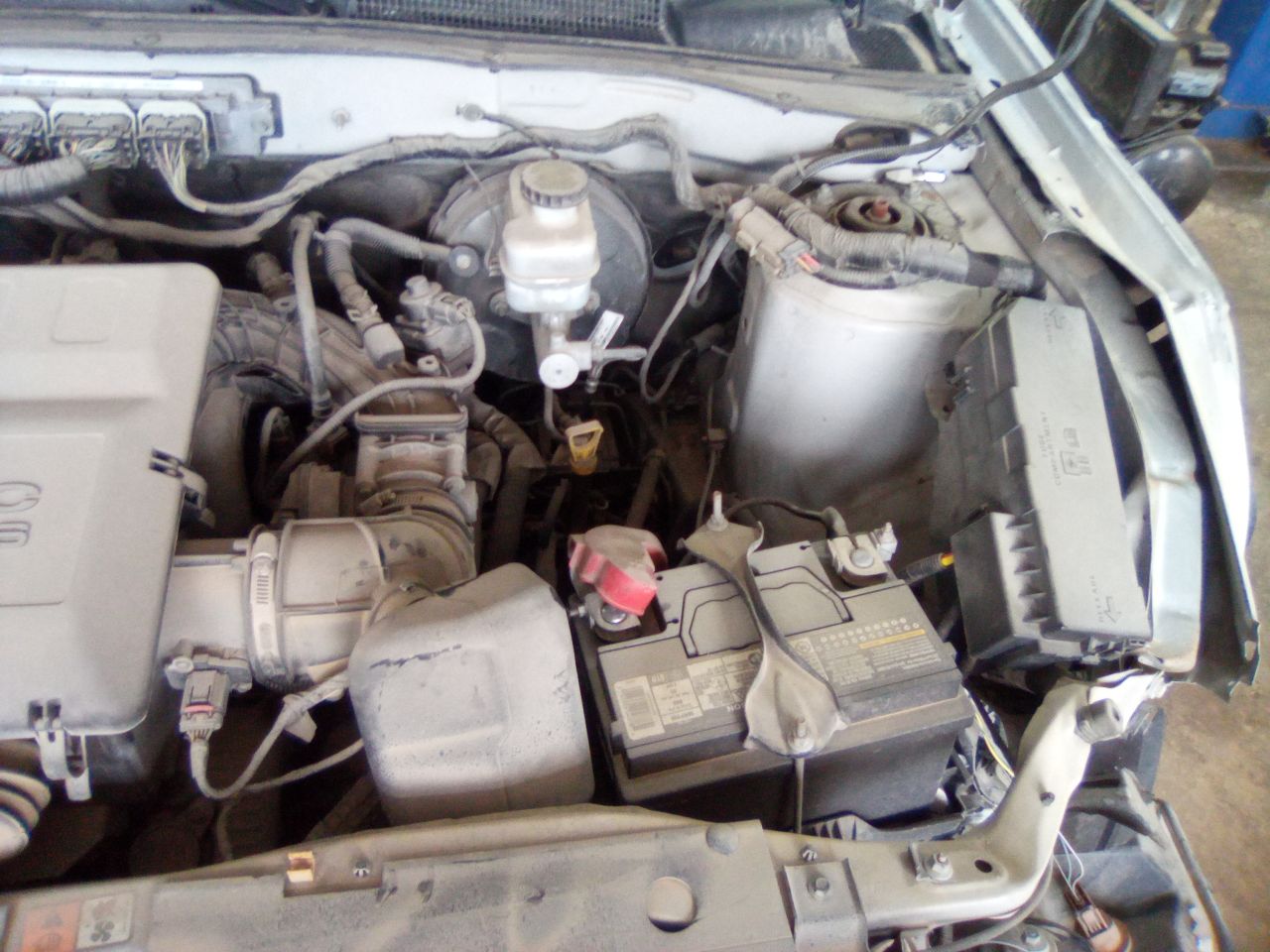 https://f005.backblazeb2.com/file/img-partshotlines-com/Inventory/MA472/Vehicle/26378_05.jpg