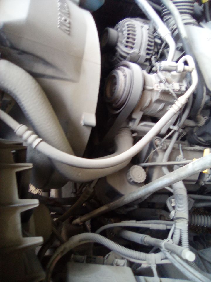 https://f005.backblazeb2.com/file/img-partshotlines-com/Inventory/MA472/Vehicle/26391_10.jpg