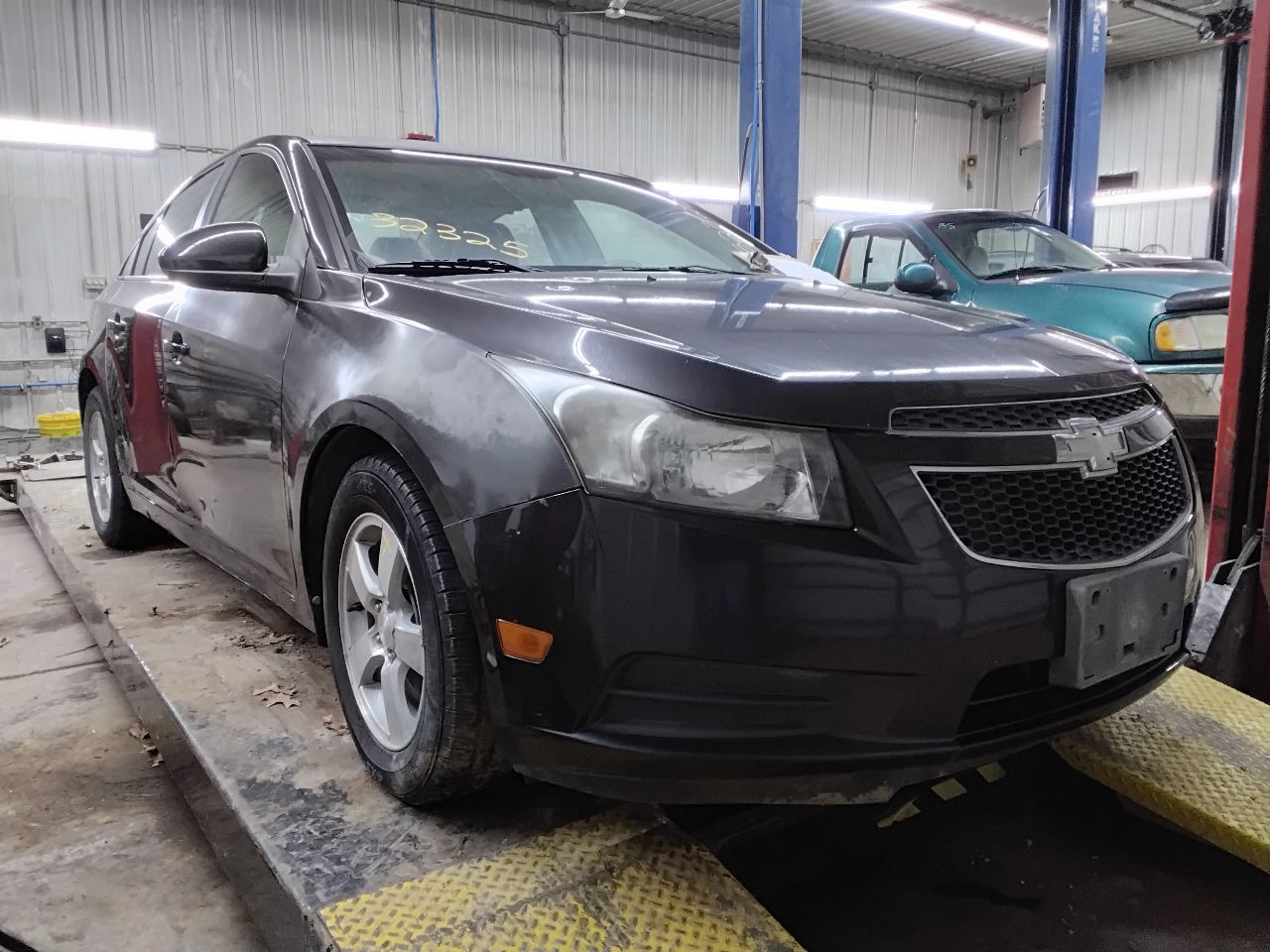 https://f005.backblazeb2.com/file/img-partshotlines-com/Inventory/MA472/Vehicle/26586_01.jpg