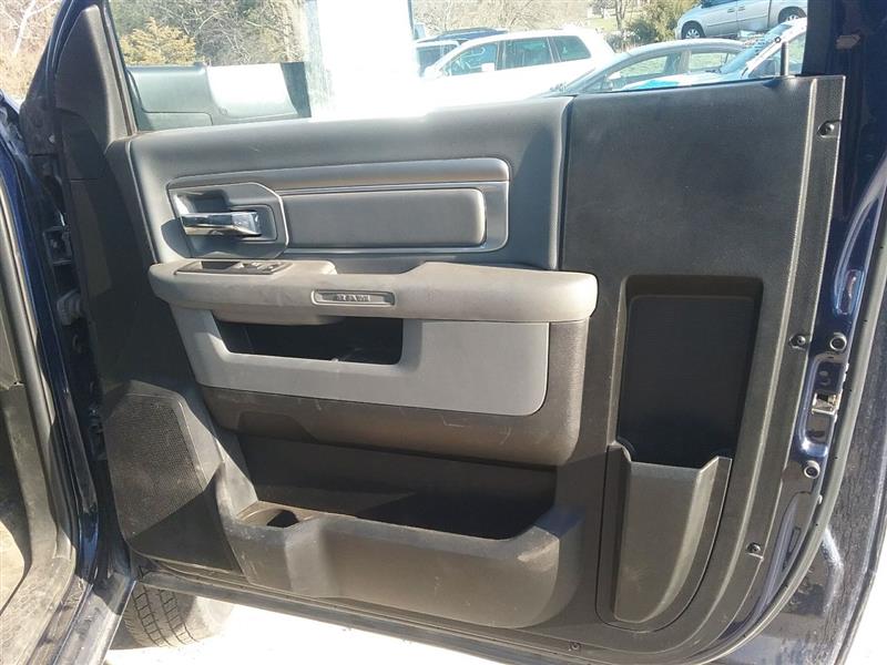 https://f005.backblazeb2.com/file/img-partshotlines-com/Inventory/MA472/Vehicle/26588_07.jpg