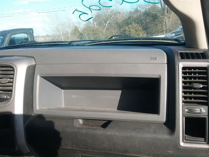 https://f005.backblazeb2.com/file/img-partshotlines-com/Inventory/MA472/Vehicle/26588_09.jpg