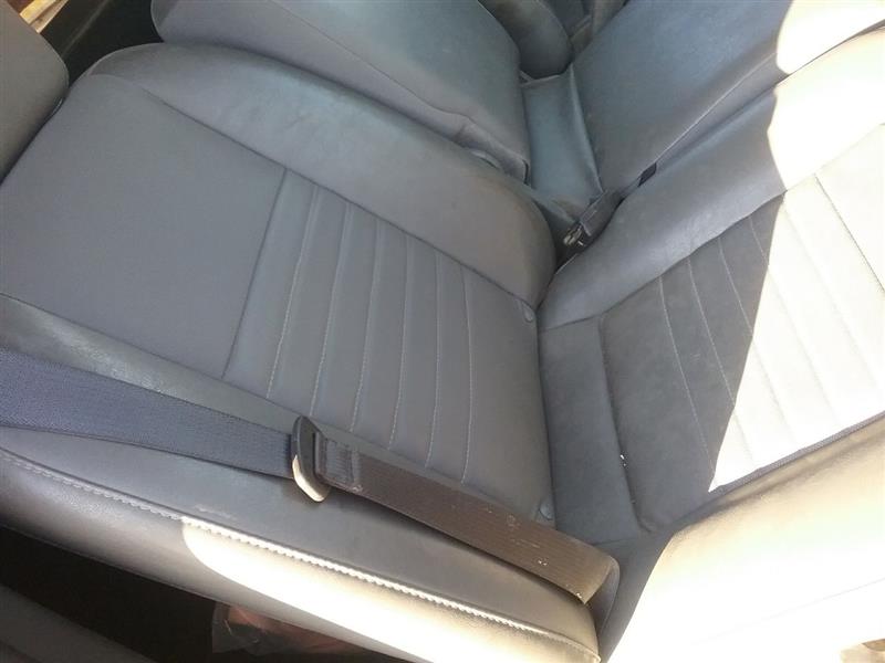 https://f005.backblazeb2.com/file/img-partshotlines-com/Inventory/MA472/Vehicle/26588_12.jpg