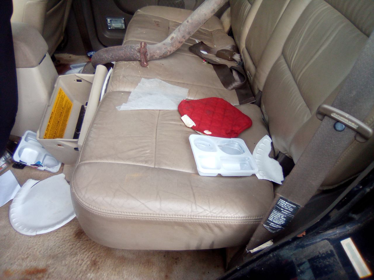 https://f005.backblazeb2.com/file/img-partshotlines-com/Inventory/MA472/Vehicle/26608_92.jpg