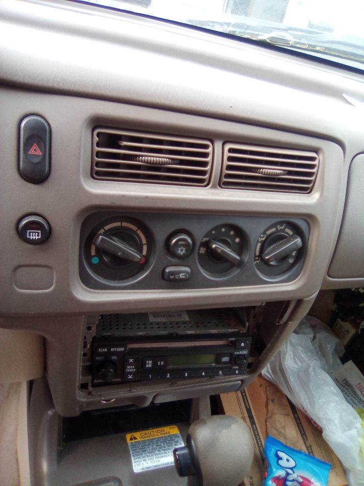 https://f005.backblazeb2.com/file/img-partshotlines-com/Inventory/MA472/Vehicle/26608_94.jpg