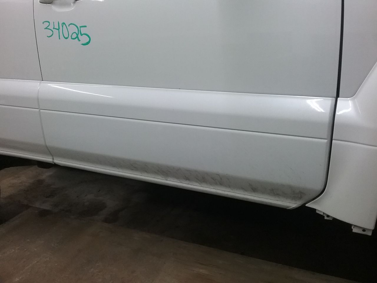 https://f005.backblazeb2.com/file/img-partshotlines-com/Inventory/MA472/Vehicle/26655_04.jpg