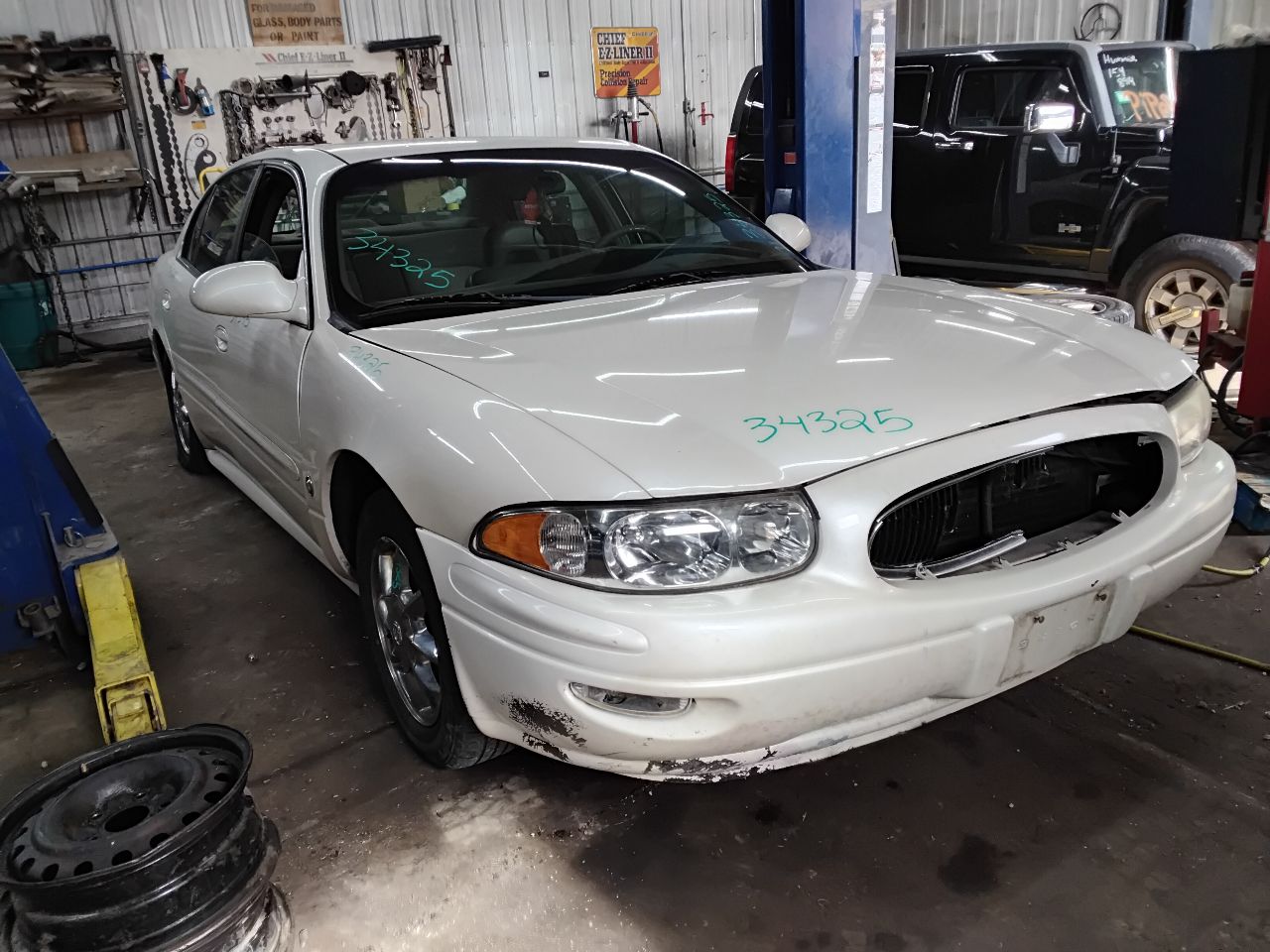 https://f005.backblazeb2.com/file/img-partshotlines-com/Inventory/MA472/Vehicle/26671_01.jpg