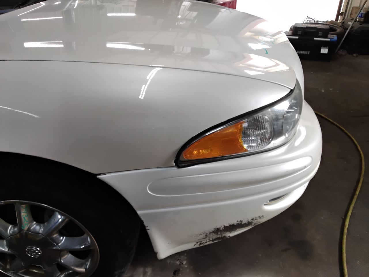 https://f005.backblazeb2.com/file/img-partshotlines-com/Inventory/MA472/Vehicle/26671_08.jpg