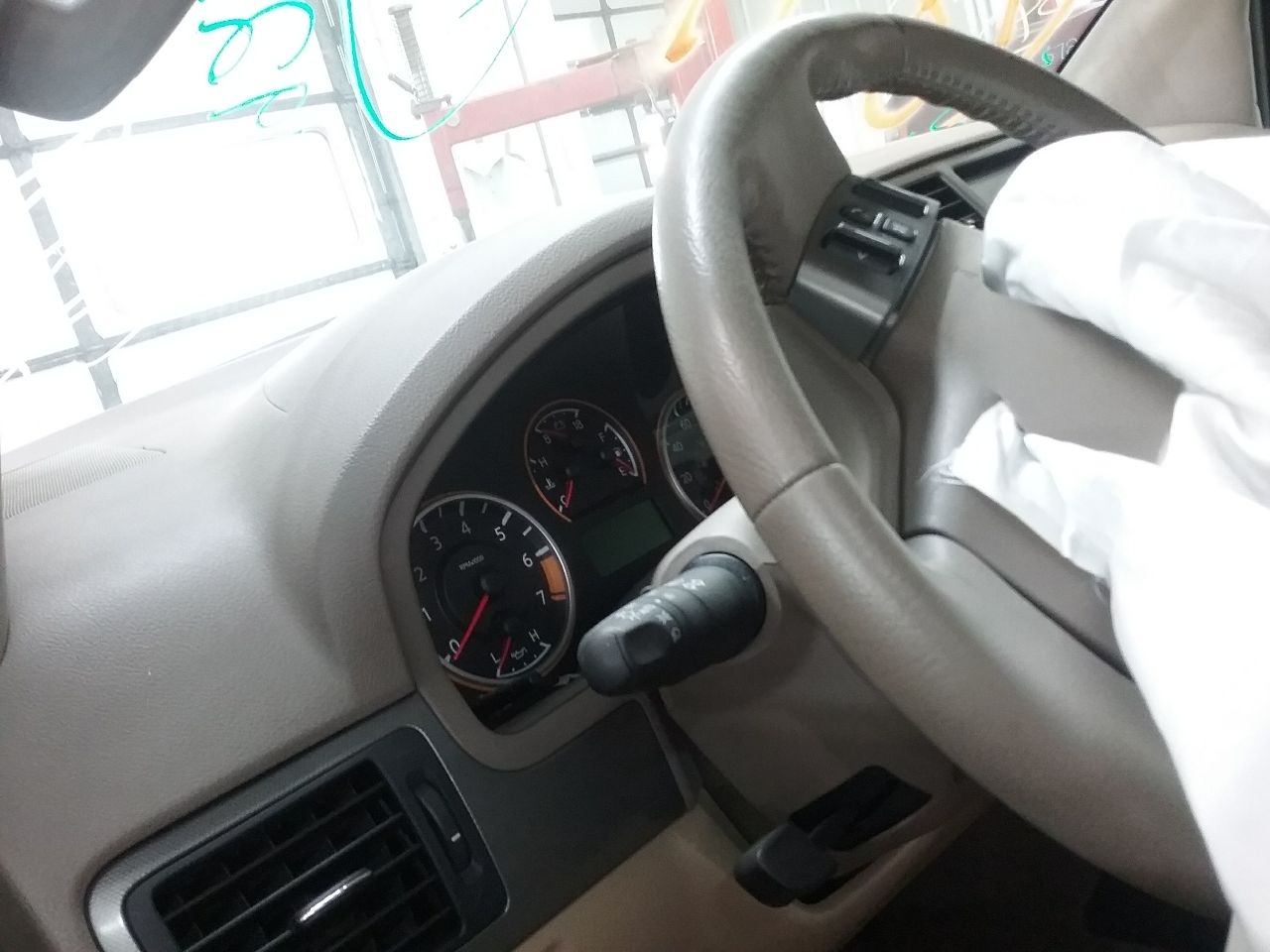 https://f005.backblazeb2.com/file/img-partshotlines-com/Inventory/MA472/Vehicle/26857_07.jpg