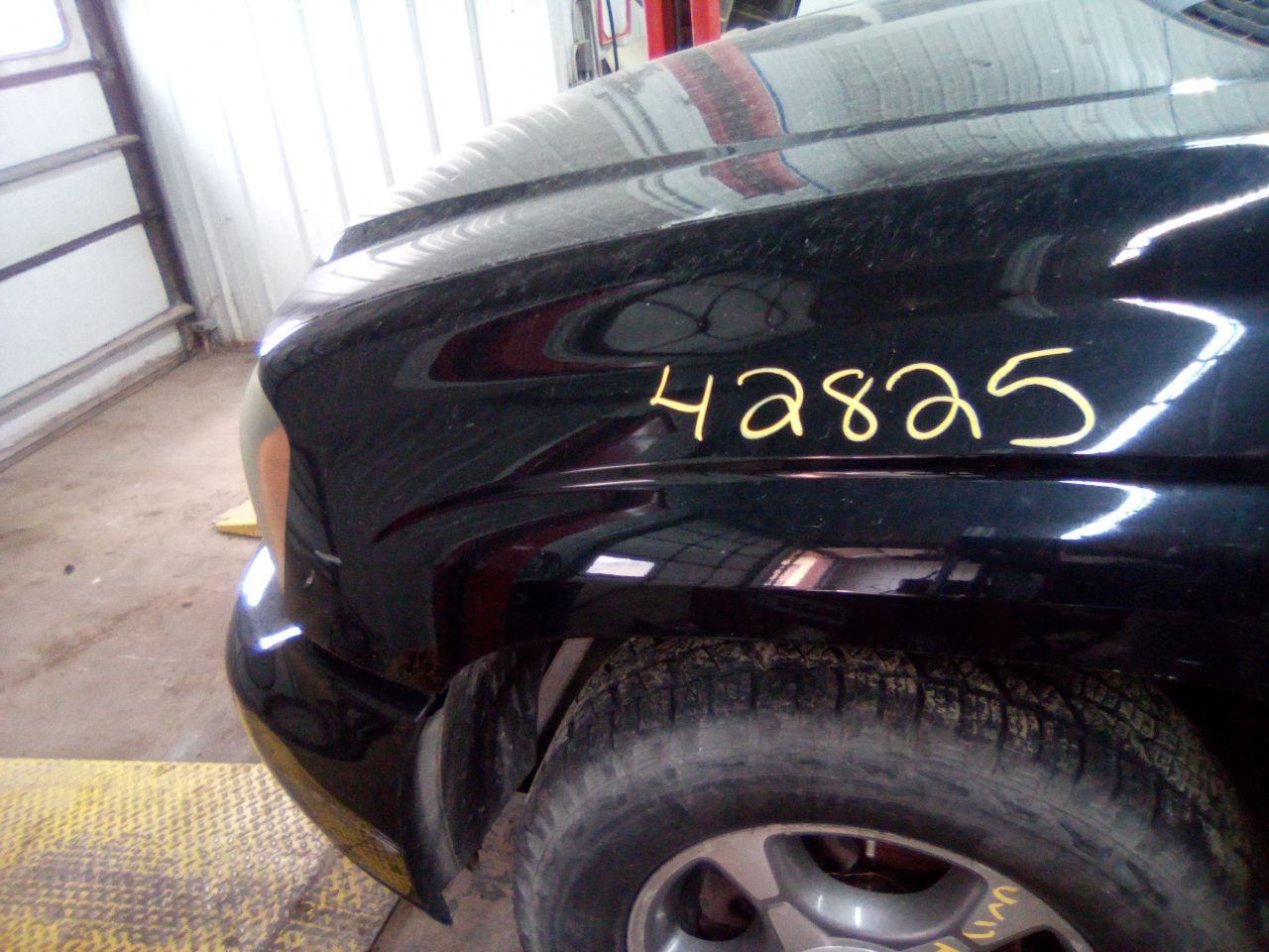 https://f005.backblazeb2.com/file/img-partshotlines-com/Inventory/MA472/Vehicle/26869_12.jpg