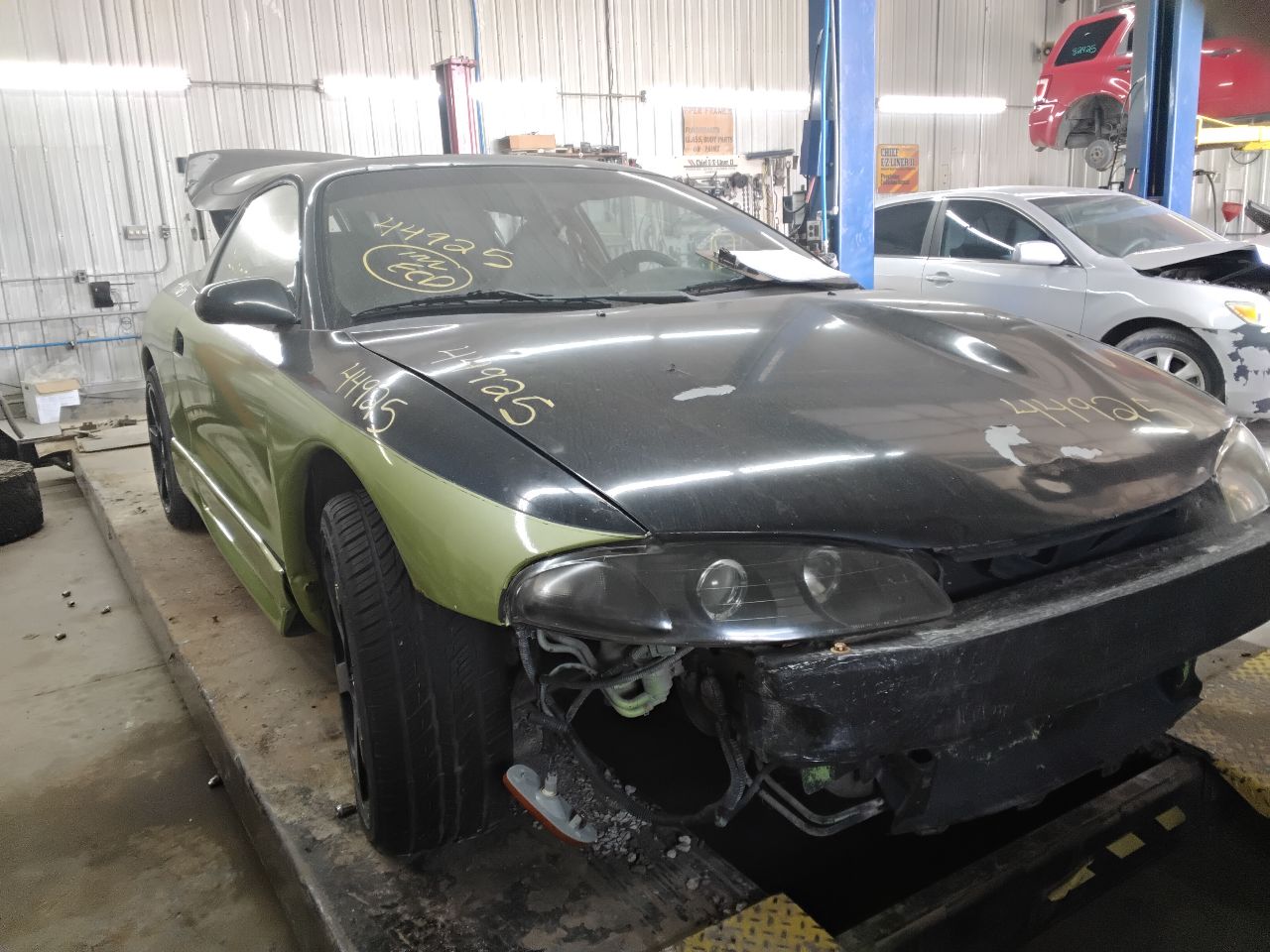 https://f005.backblazeb2.com/file/img-partshotlines-com/Inventory/MA472/Vehicle/26953_03.jpg