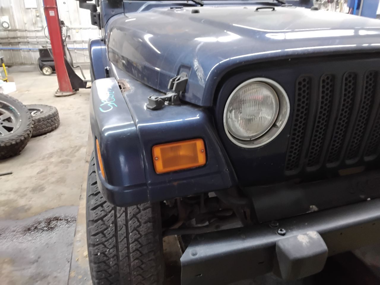 https://f005.backblazeb2.com/file/img-partshotlines-com/Inventory/MA472/Vehicle/27135_06.jpg