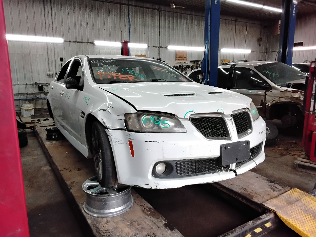 https://f005.backblazeb2.com/file/img-partshotlines-com/Inventory/MA472/Vehicle/27328_01.jpg