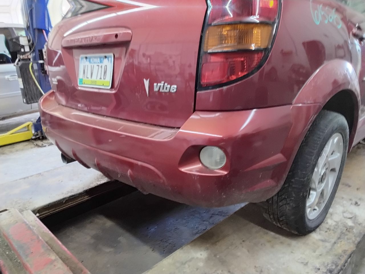 https://f005.backblazeb2.com/file/img-partshotlines-com/Inventory/MA472/Vehicle/27334_11.jpg