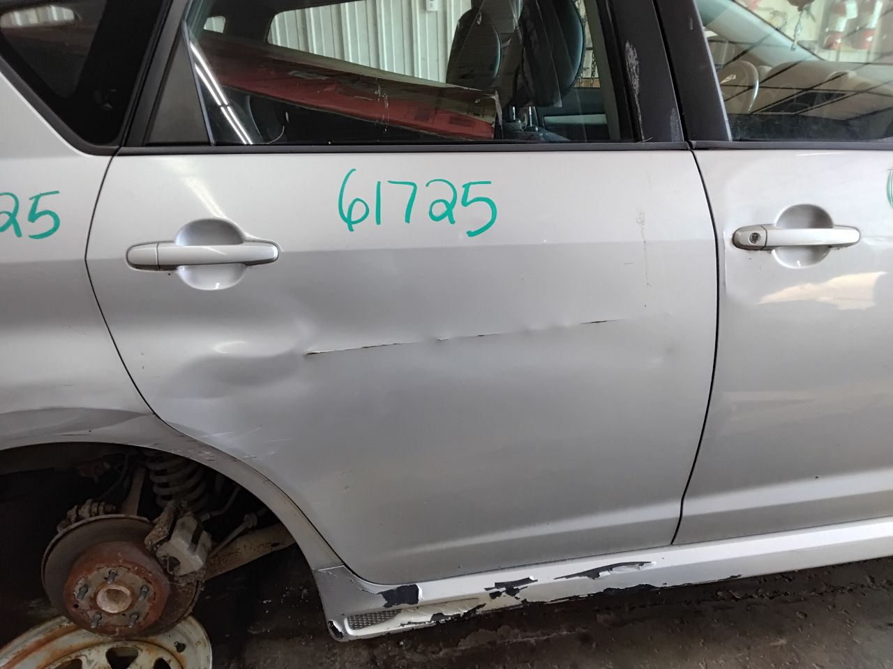 https://f005.backblazeb2.com/file/img-partshotlines-com/Inventory/MA472/Vehicle/27336_12.jpg