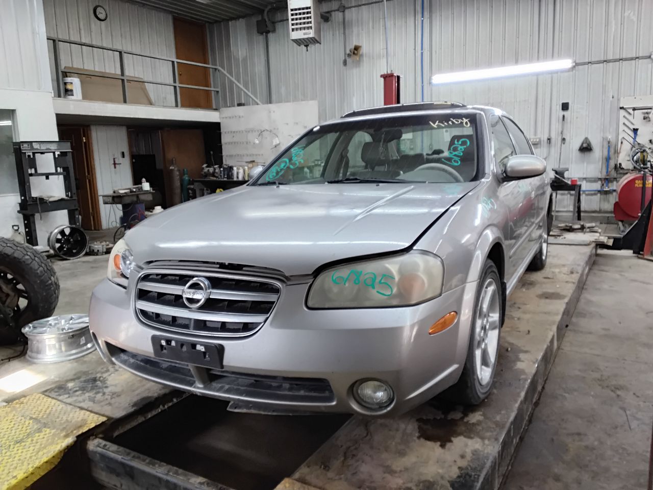 https://f005.backblazeb2.com/file/img-partshotlines-com/Inventory/MA472/Vehicle/27413_01.jpg