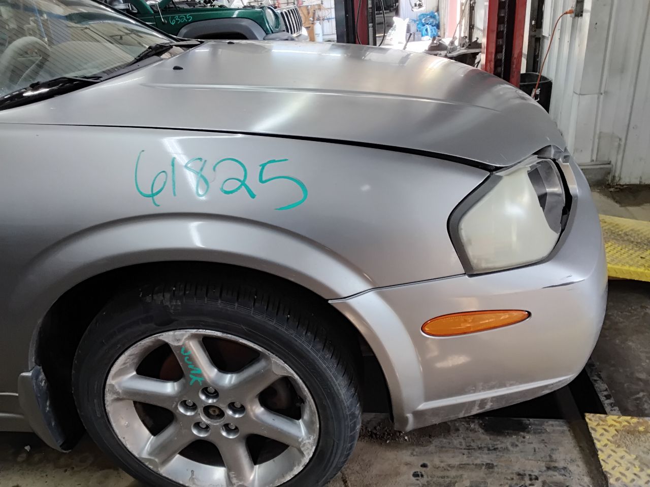 https://f005.backblazeb2.com/file/img-partshotlines-com/Inventory/MA472/Vehicle/27413_08.jpg