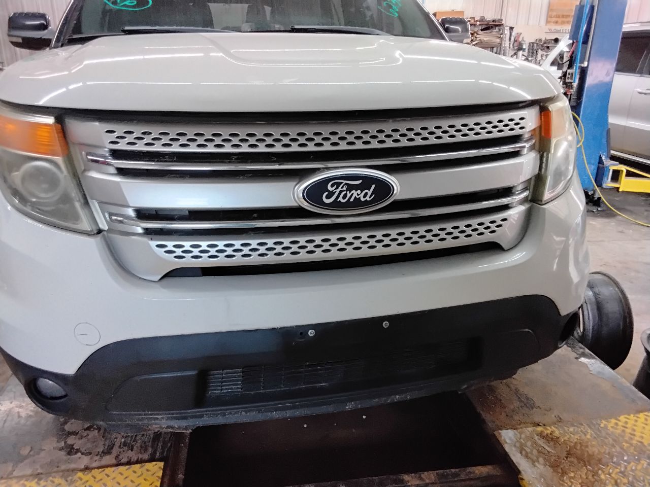 https://f005.backblazeb2.com/file/img-partshotlines-com/Inventory/MA472/Vehicle/27419_06.jpg