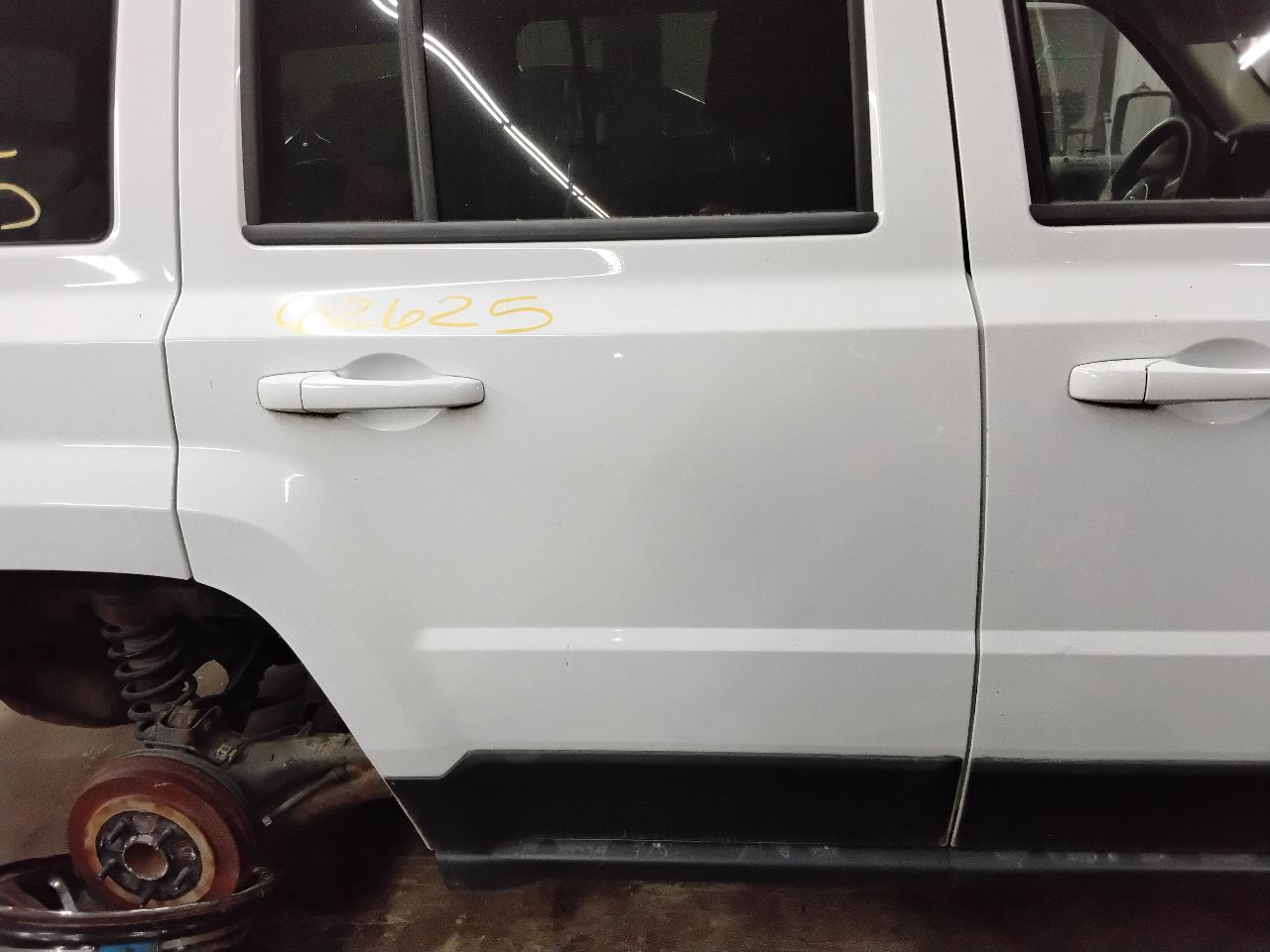 https://f005.backblazeb2.com/file/img-partshotlines-com/Inventory/MA472/Vehicle/27422_11.jpg