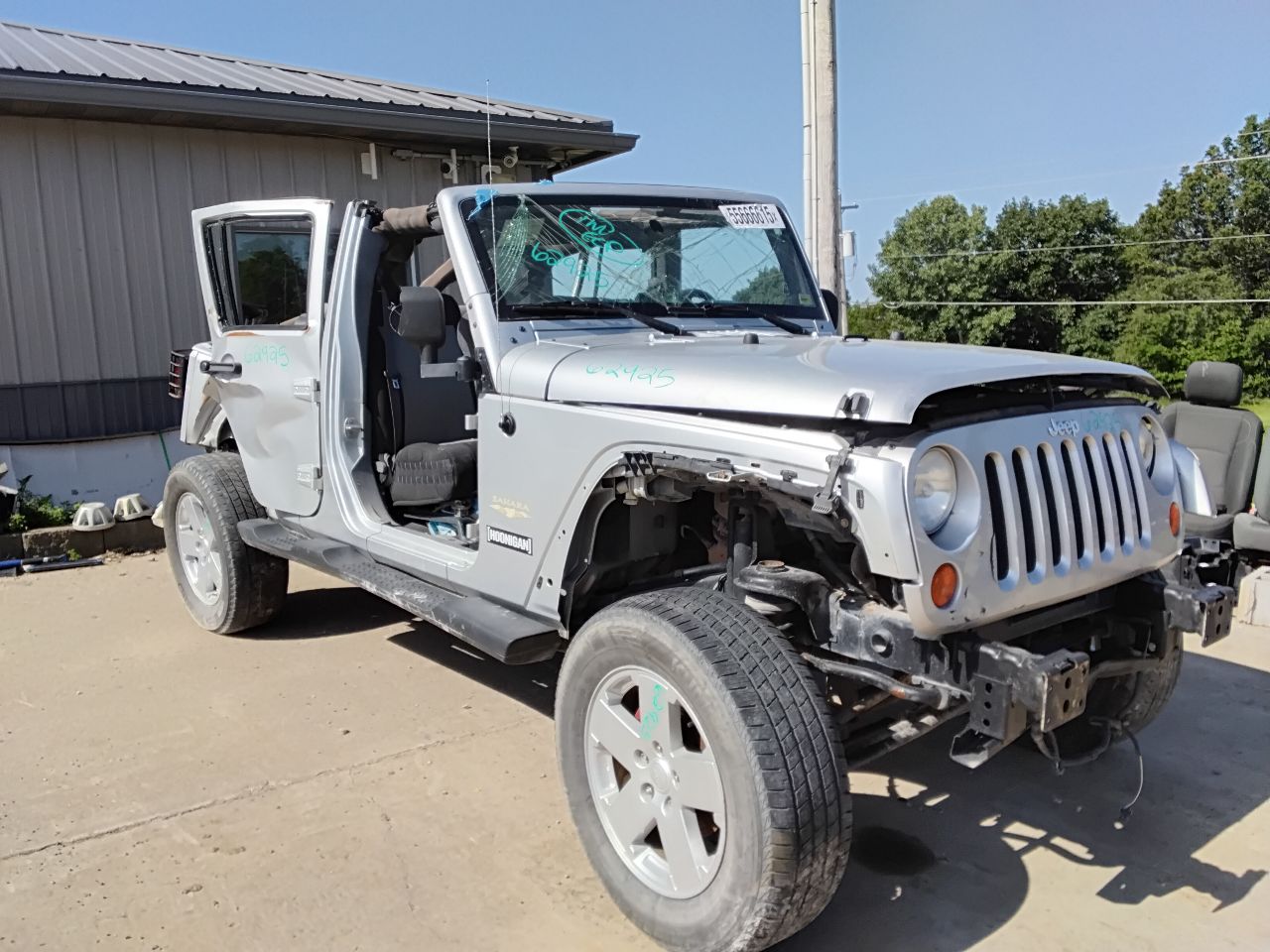 https://f005.backblazeb2.com/file/img-partshotlines-com/Inventory/MA472/Vehicle/27425_01.jpg