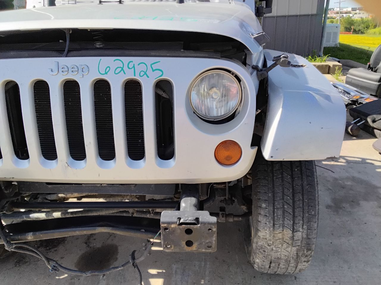 https://f005.backblazeb2.com/file/img-partshotlines-com/Inventory/MA472/Vehicle/27425_04.jpg