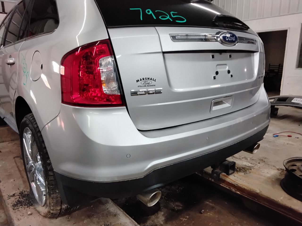 https://f005.backblazeb2.com/file/img-partshotlines-com/Inventory/MA472/Vehicle/27602_08.jpg