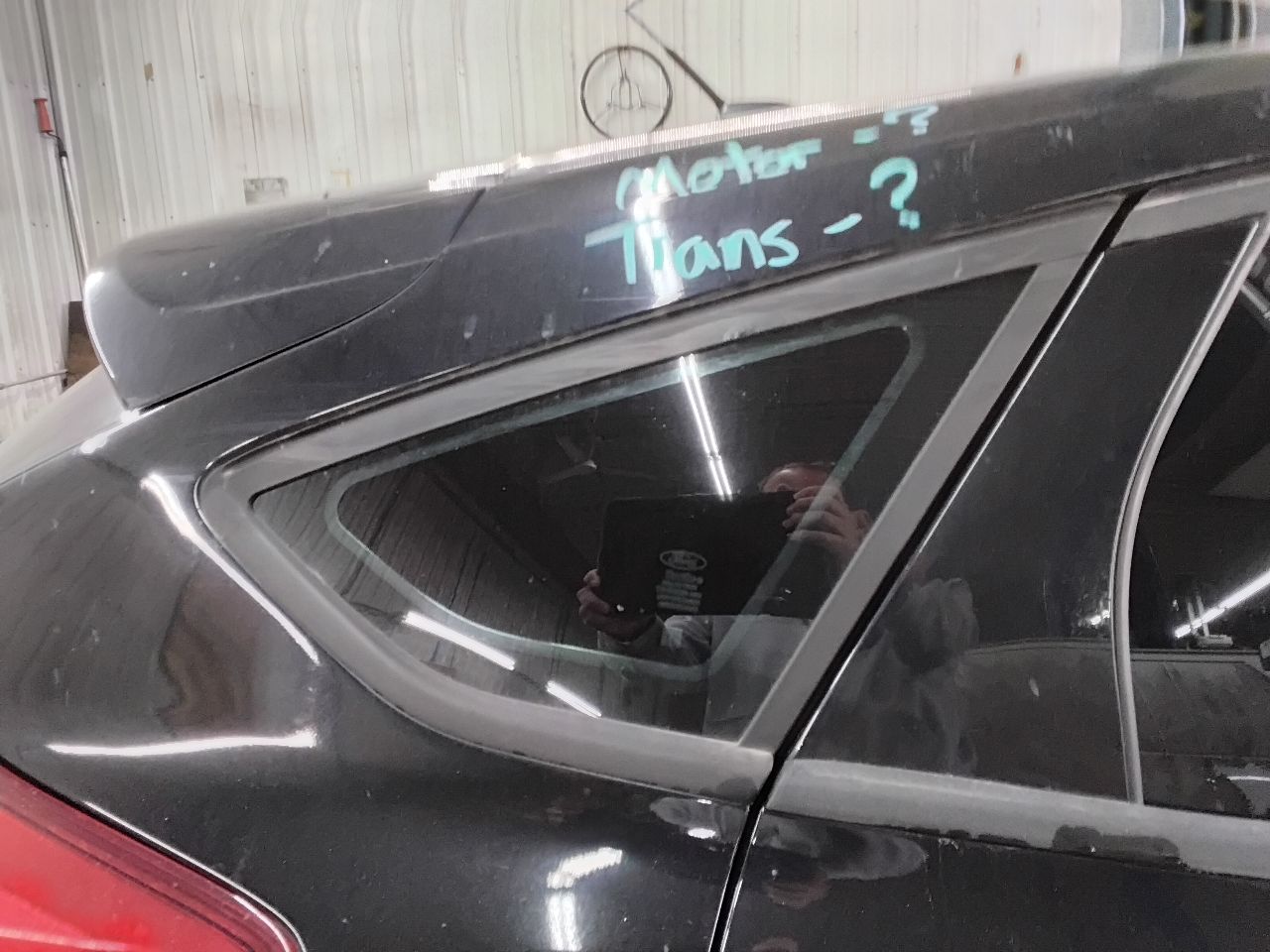 https://f005.backblazeb2.com/file/img-partshotlines-com/Inventory/MA472/Vehicle/27603_08.jpg