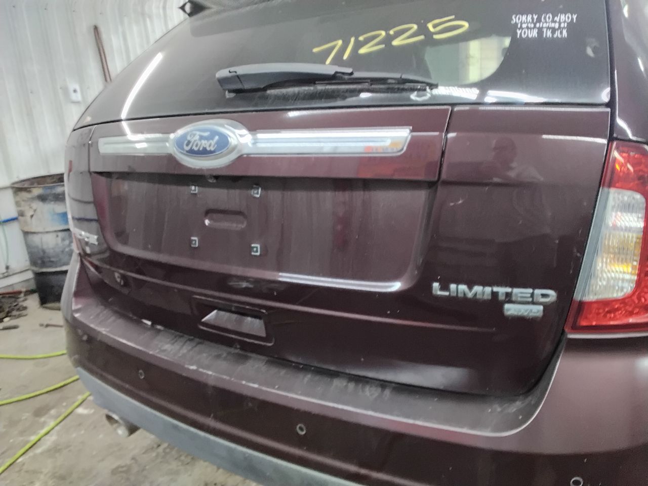https://f005.backblazeb2.com/file/img-partshotlines-com/Inventory/MA472/Vehicle/27605_10.jpg