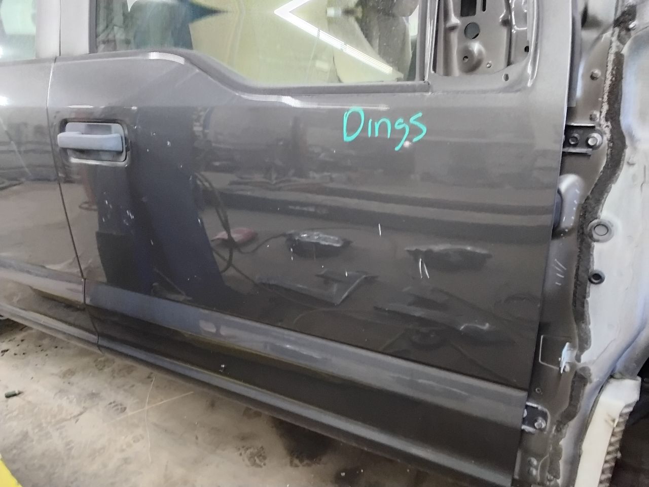 https://f005.backblazeb2.com/file/img-partshotlines-com/Inventory/MA472/Vehicle/27612_03.jpg