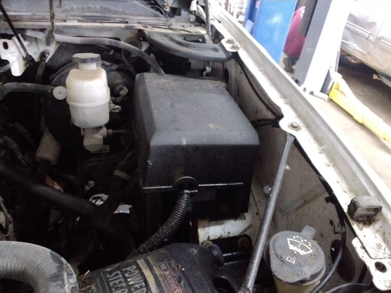 https://f005.backblazeb2.com/file/img-partshotlines-com/Inventory/MA472/Vehicle/27659_05.jpg