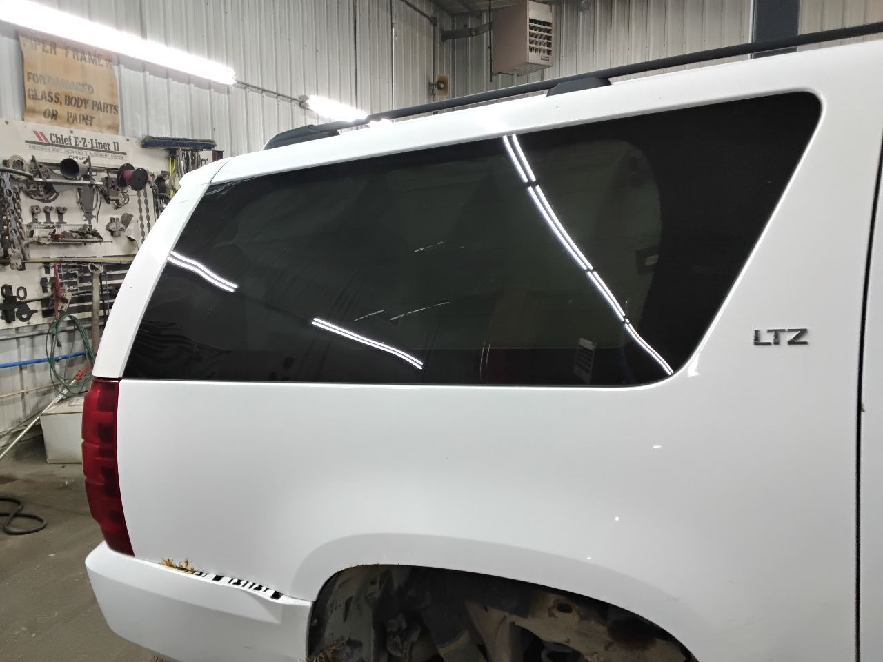 https://f005.backblazeb2.com/file/img-partshotlines-com/Inventory/MA472/Vehicle/27659_11.jpg