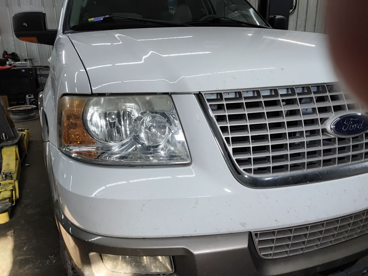https://f005.backblazeb2.com/file/img-partshotlines-com/Inventory/MA472/Vehicle/27748_07.jpg