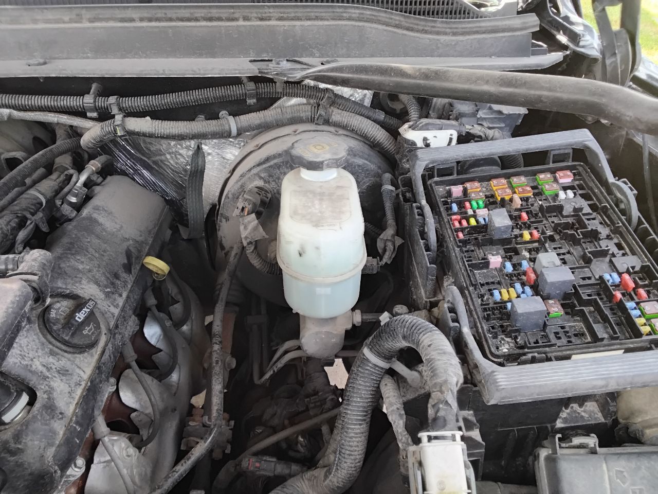 https://f005.backblazeb2.com/file/img-partshotlines-com/Inventory/MA472/Vehicle/27819_09.jpg