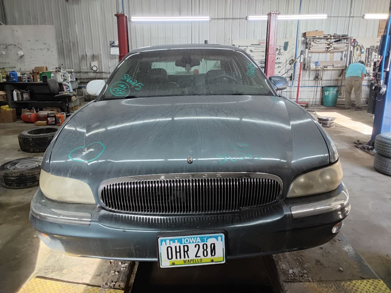 https://f005.backblazeb2.com/file/img-partshotlines-com/Inventory/MA472/Vehicle/27863_02.jpg