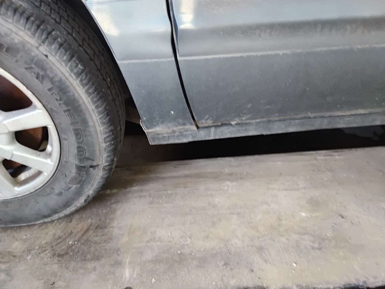 https://f005.backblazeb2.com/file/img-partshotlines-com/Inventory/MA472/Vehicle/27863_10.jpg