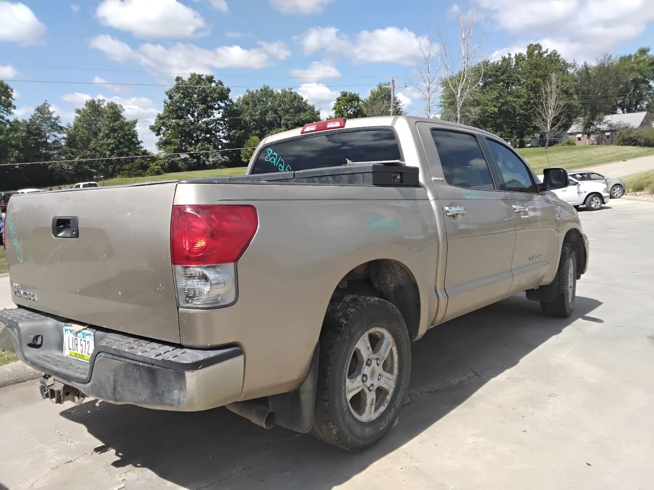 https://f005.backblazeb2.com/file/img-partshotlines-com/Inventory/MA472/Vehicle/27870_02.jpg