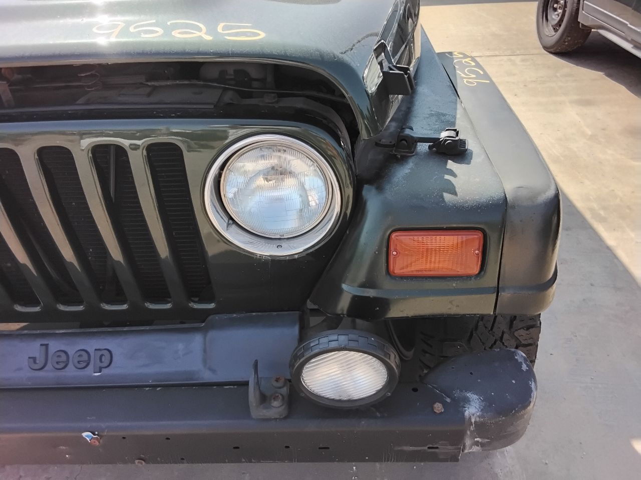 https://f005.backblazeb2.com/file/img-partshotlines-com/Inventory/MA472/Vehicle/27956_05.jpg