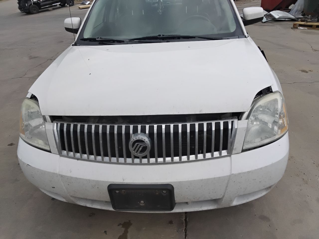 https://f005.backblazeb2.com/file/img-partshotlines-com/Inventory/MA472/Vehicle/28056_02.jpg
