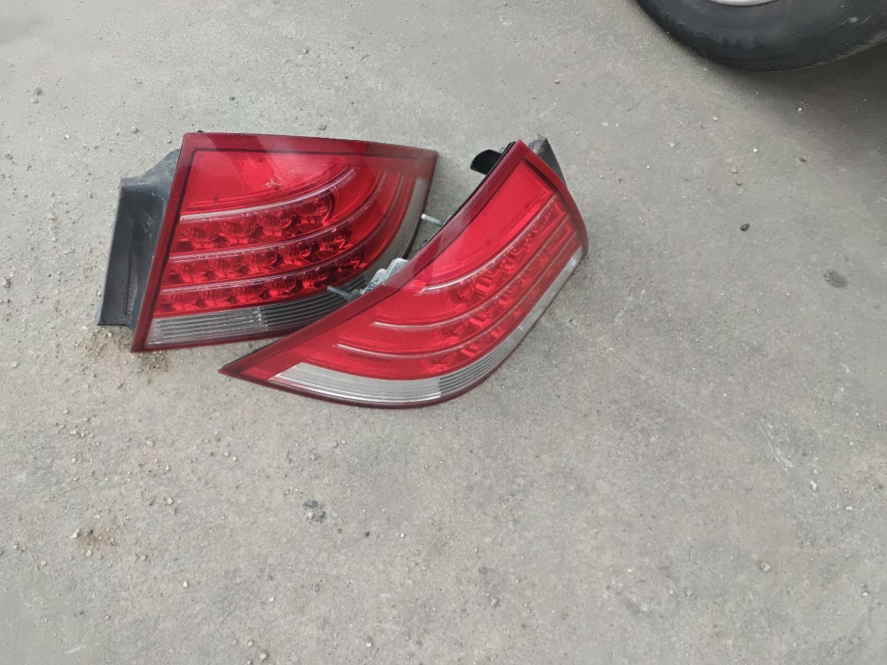 https://f005.backblazeb2.com/file/img-partshotlines-com/Inventory/MA472/Vehicle/28056_07.jpg
