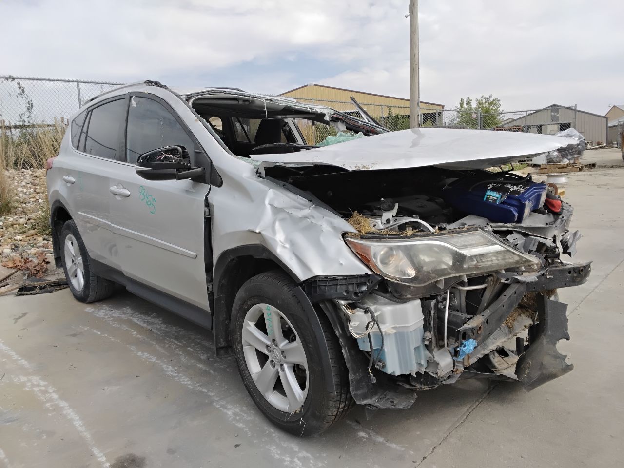 https://f005.backblazeb2.com/file/img-partshotlines-com/Inventory/MA472/Vehicle/28082_01.jpg