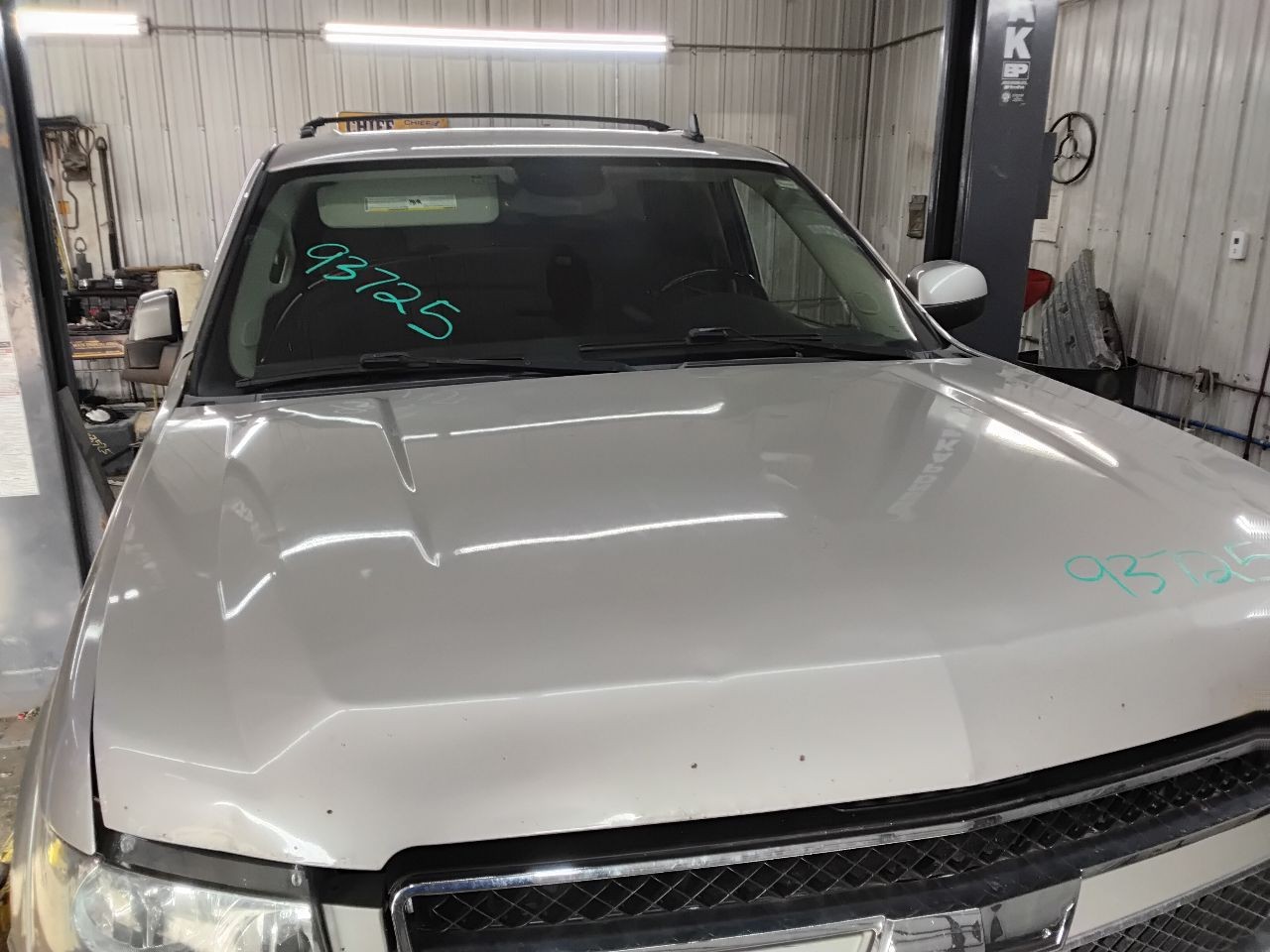 https://f005.backblazeb2.com/file/img-partshotlines-com/Inventory/MA472/Vehicle/28090_09.jpg