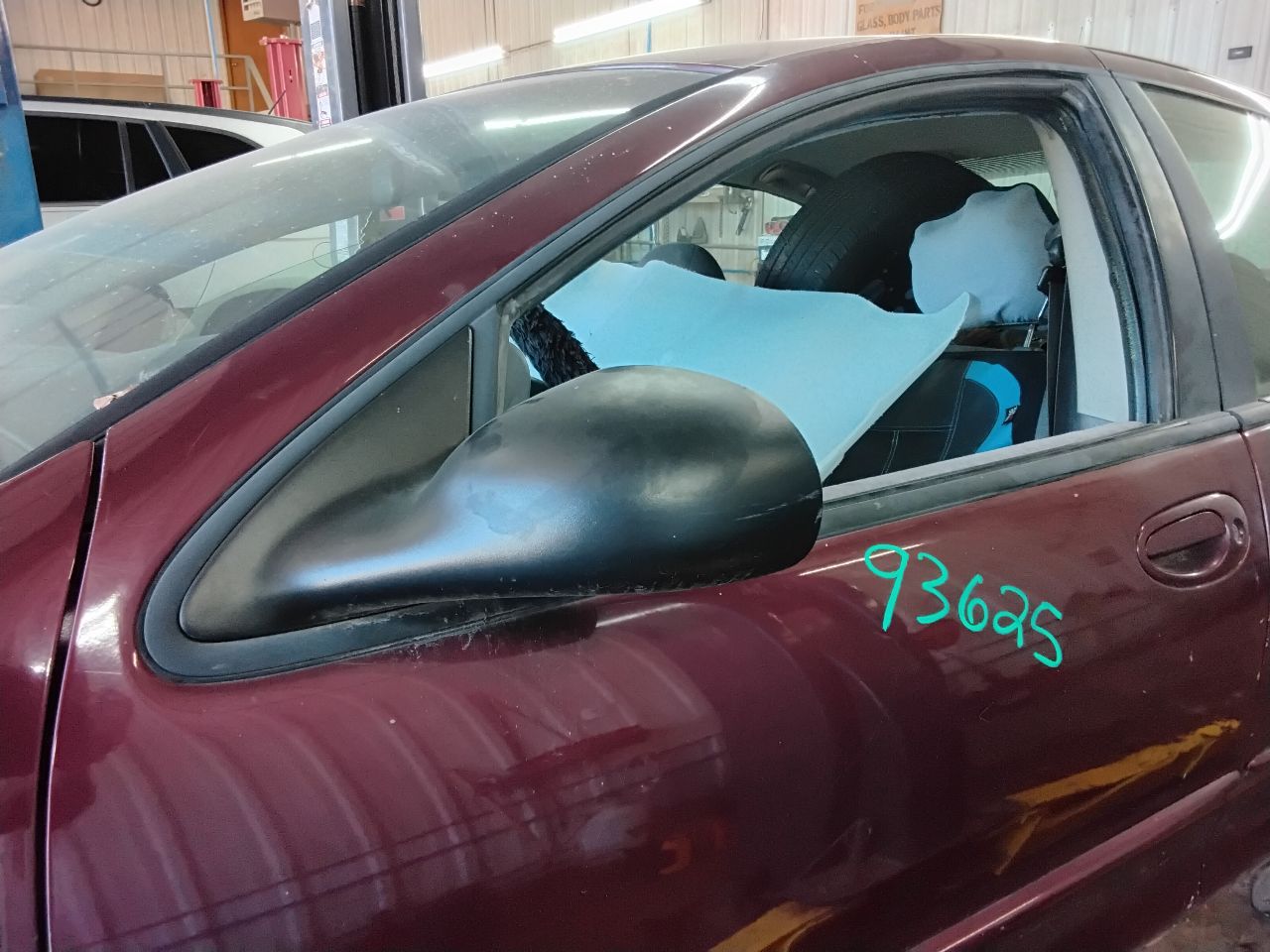 https://f005.backblazeb2.com/file/img-partshotlines-com/Inventory/MA472/Vehicle/28093_02.jpg