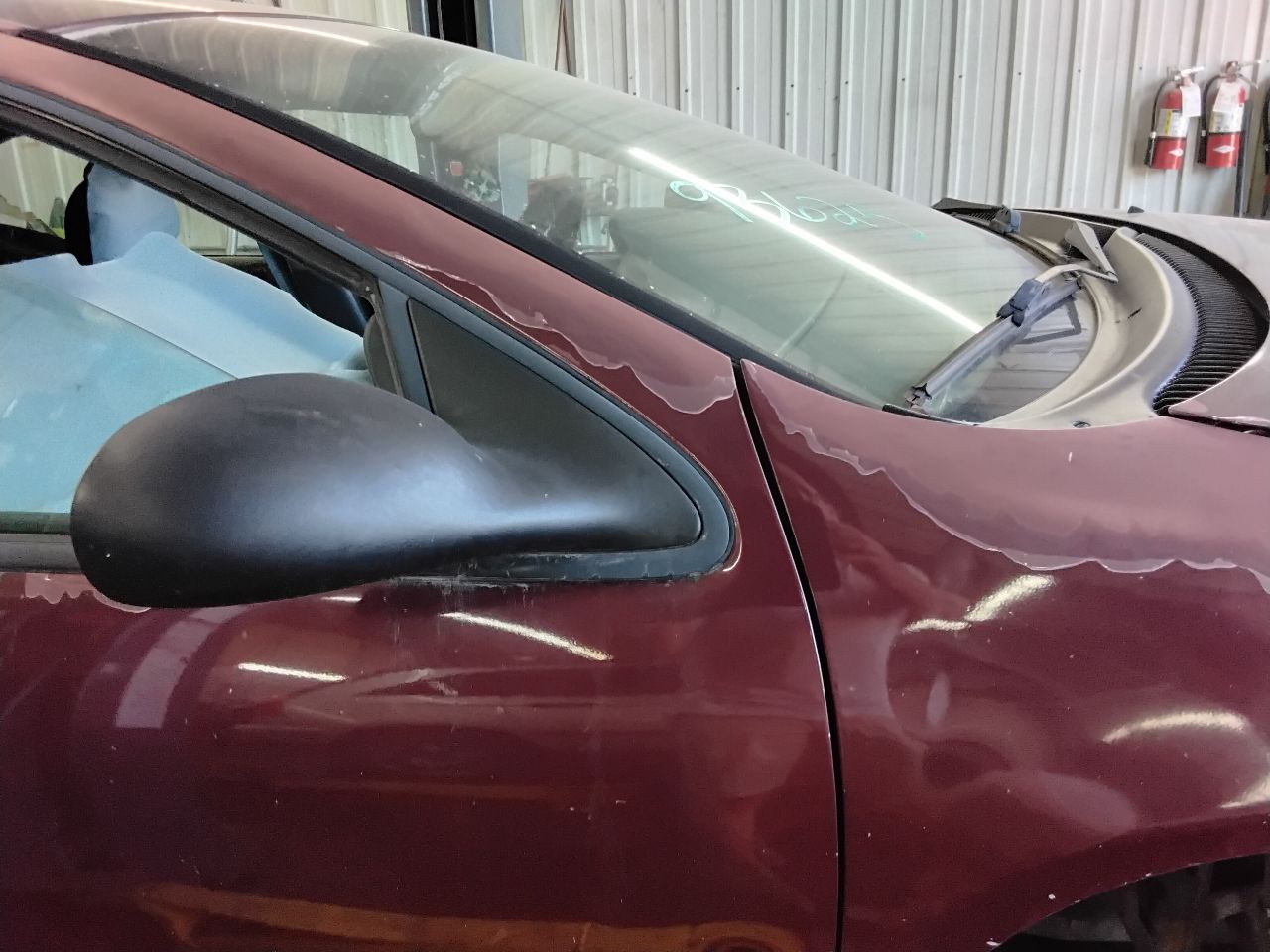 https://f005.backblazeb2.com/file/img-partshotlines-com/Inventory/MA472/Vehicle/28093_12.jpg