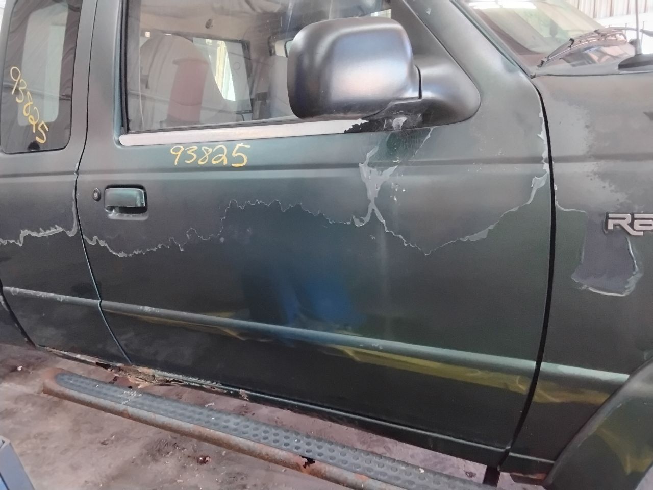 https://f005.backblazeb2.com/file/img-partshotlines-com/Inventory/MA472/Vehicle/28094_05.jpg