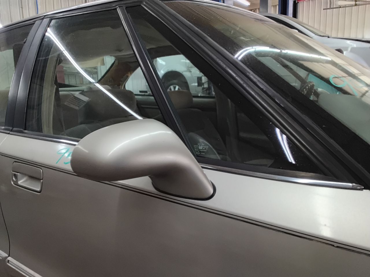 https://f005.backblazeb2.com/file/img-partshotlines-com/Inventory/MA472/Vehicle/28144_09.jpg