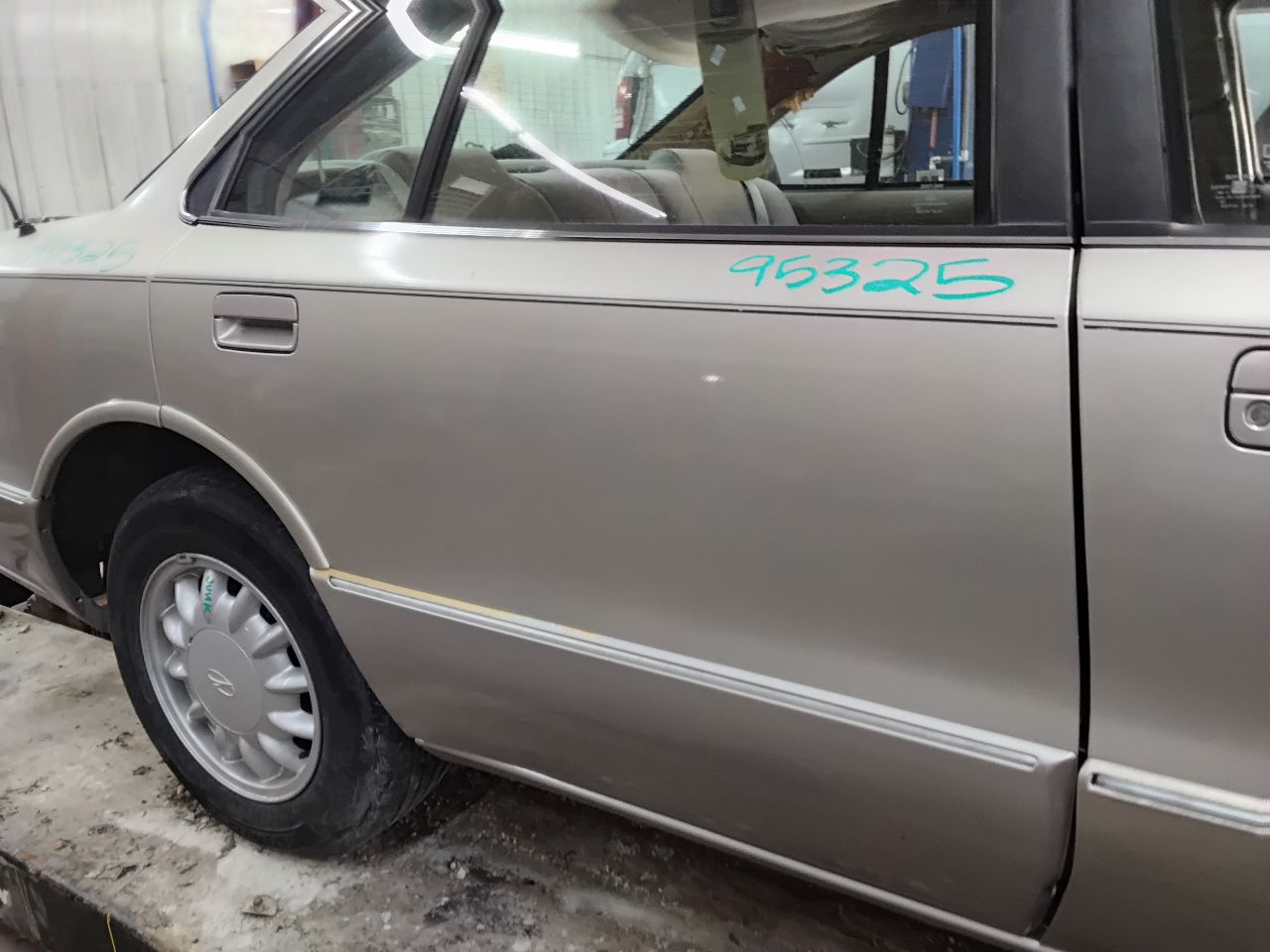 https://f005.backblazeb2.com/file/img-partshotlines-com/Inventory/MA472/Vehicle/28144_10.jpg