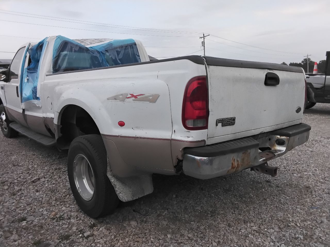 https://f005.backblazeb2.com/file/img-partshotlines-com/Inventory/MA472/Vehicle/28190_05.jpg