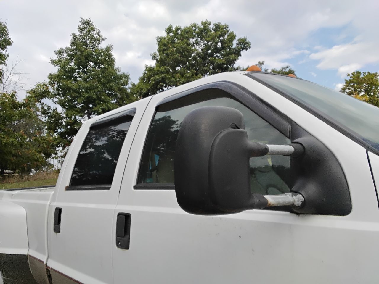https://f005.backblazeb2.com/file/img-partshotlines-com/Inventory/MA472/Vehicle/28190_12.jpg