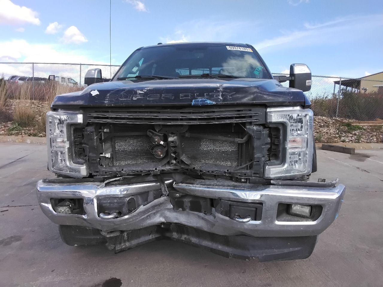 https://f005.backblazeb2.com/file/img-partshotlines-com/Inventory/MA472/Vehicle/28282_03.jpg