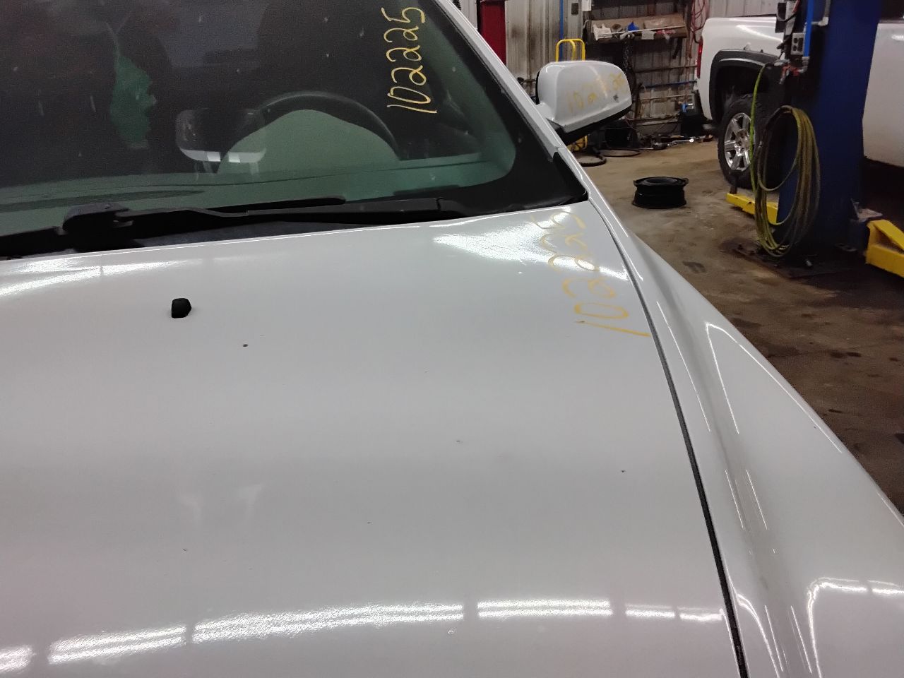 https://f005.backblazeb2.com/file/img-partshotlines-com/Inventory/MA472/Vehicle/28302_10.jpg