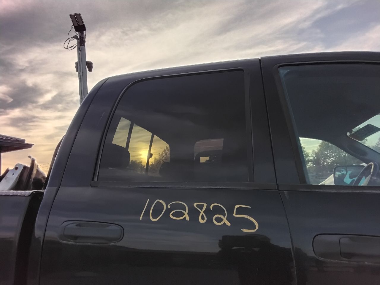 https://f005.backblazeb2.com/file/img-partshotlines-com/Inventory/MA472/Vehicle/28364_09.jpg